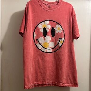 Comfort Colors Coral Smiley Daisy Graphic Tee
